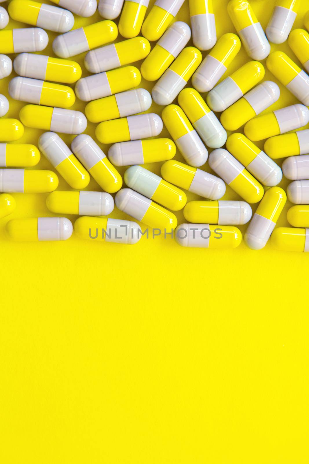 capsule pills background