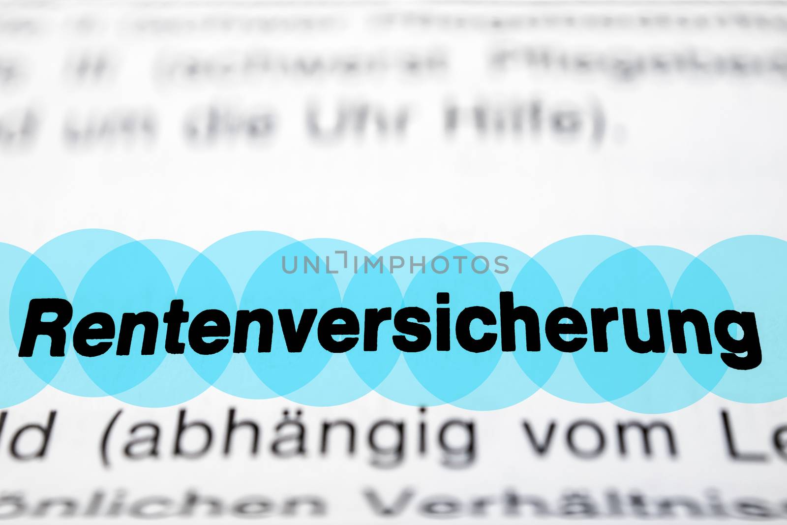 Text auf Seite "Rentenversichrung" mit markierung horizontale Nahaufnahme