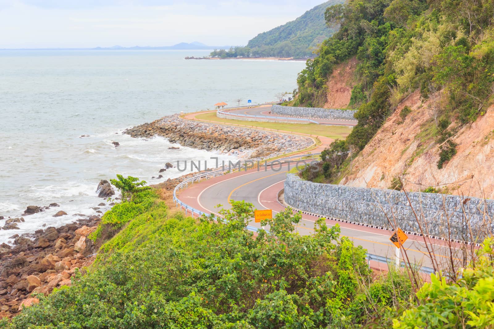 Coastal road sea at Khung Viman bay, Chanthaburi, Thailand by smudger087