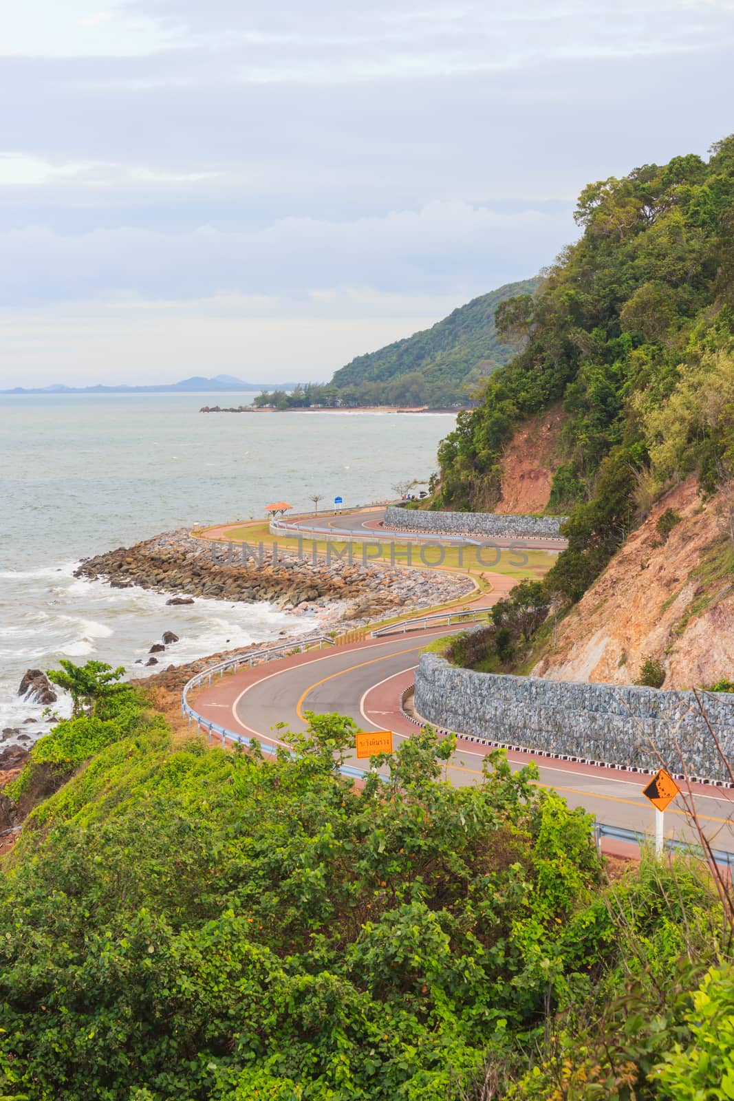 Coastal road sea at Khung Viman bay, Chanthaburi, Thailand by smudger087