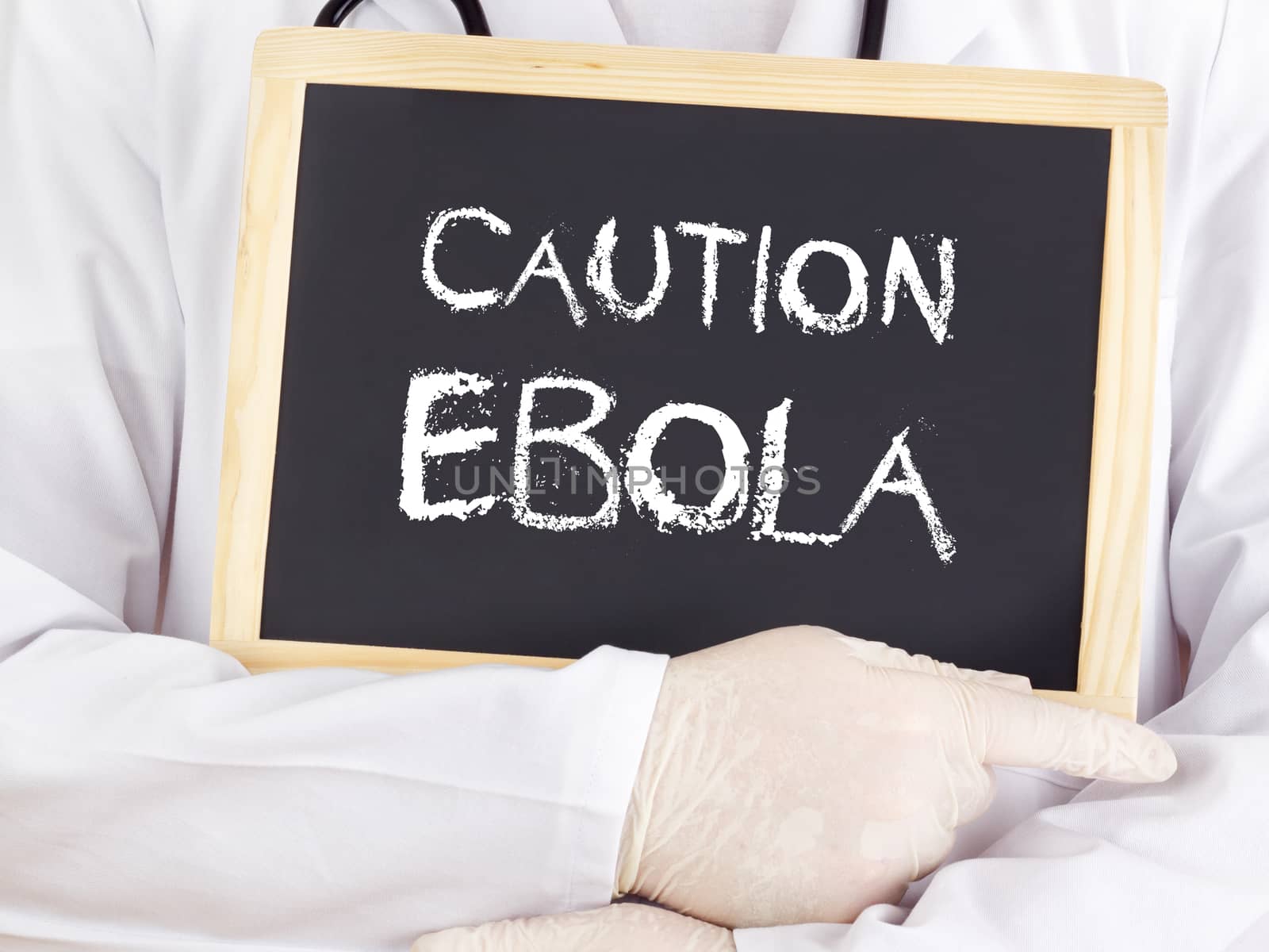 Doctor shows information: Ebola caution