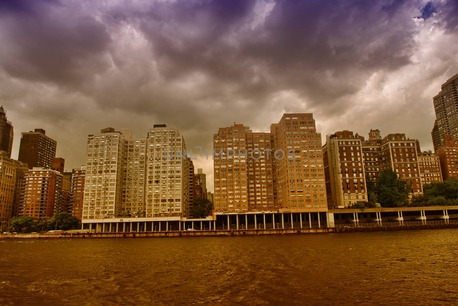 Skyline of New York City at sunset - Buildings and sky