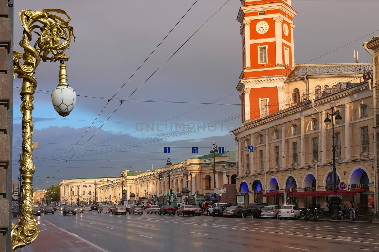 Nevsky Prospekt just after dozhdya.St Petersburg, Russia