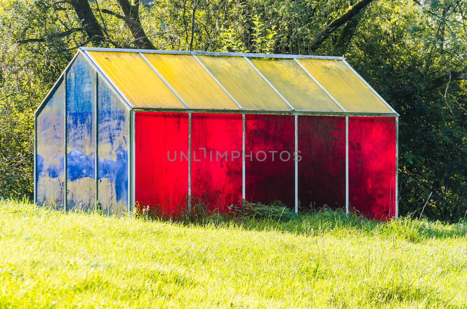 Heiligenhaus , Nrw, Germany - September 16, 2014: That color house 'Abtskuecher pond in the Holy House. To participate in the EUROGA
In 2002, the art object by Birgit Hübner was erected.The artwork fits well to the landscape of