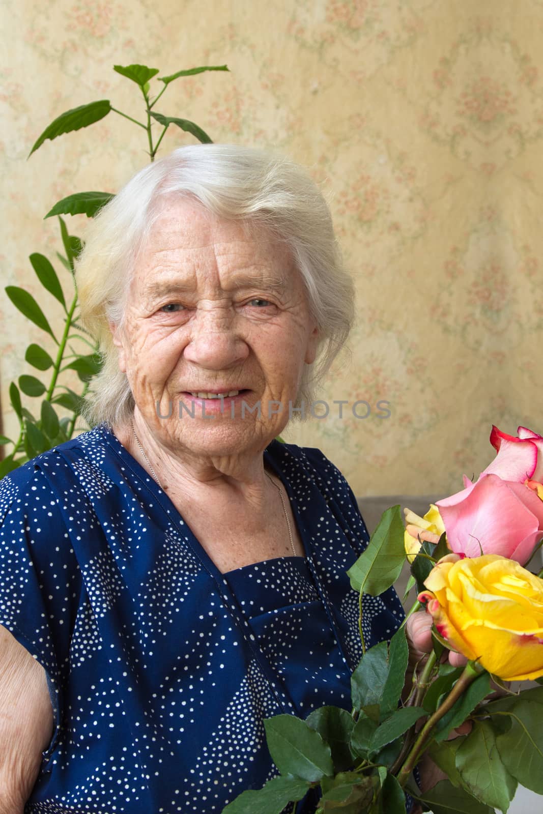 Senior woman by Ohotnik