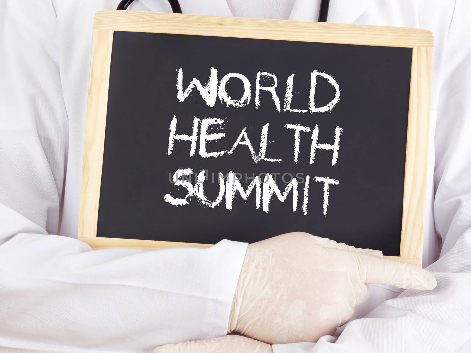 Doctor shows information: World Health Summit