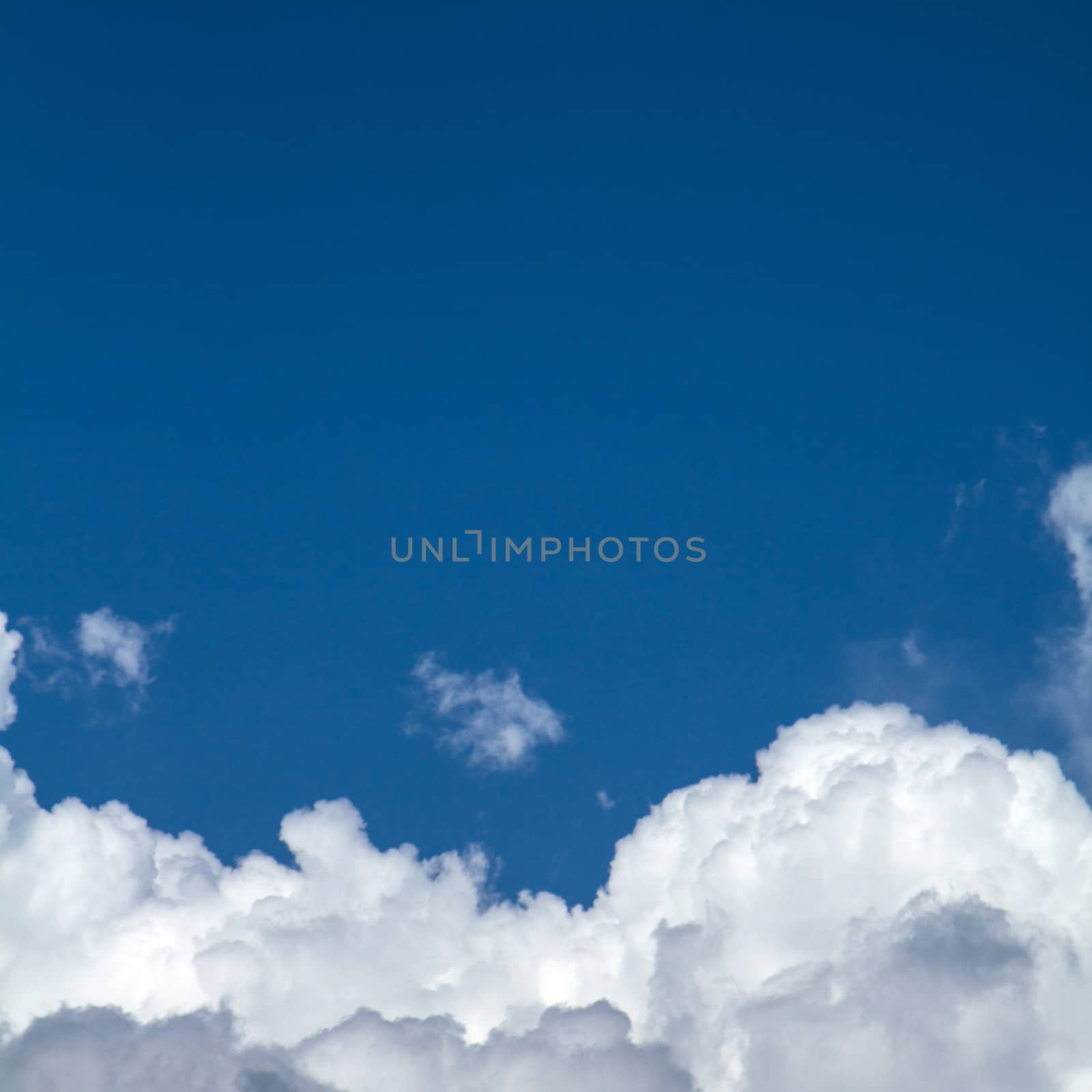 View white cloud with blue sky background