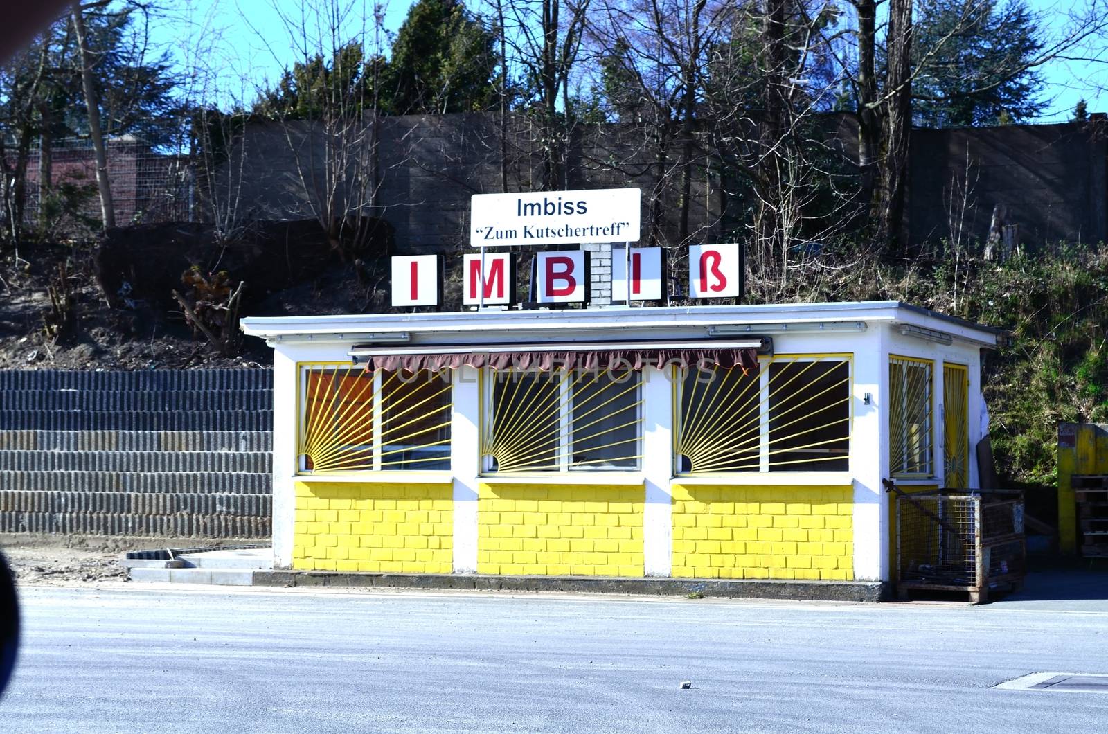 An old building abandoned sale of fast food