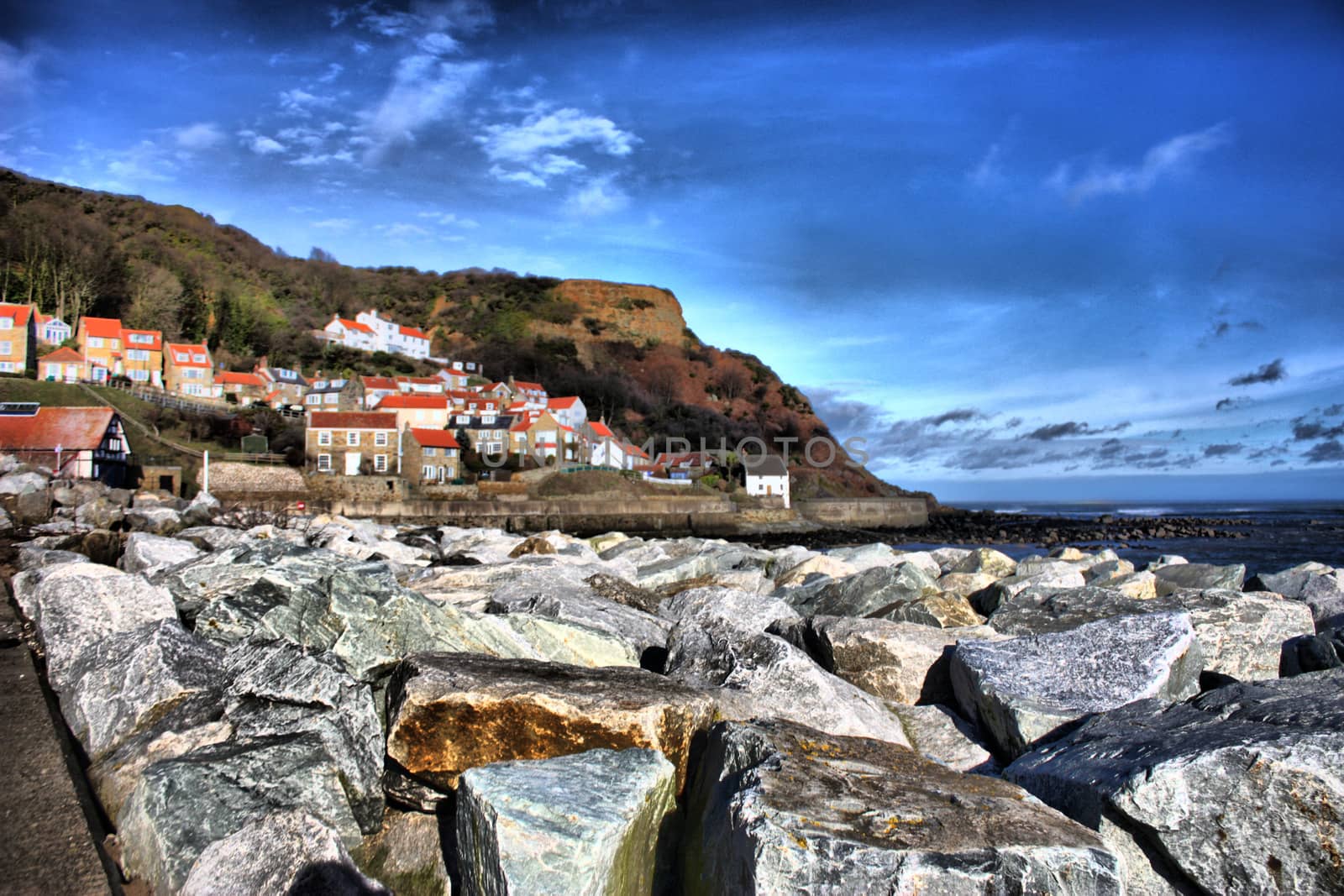 runswick bay, north yorkshire, UK by chrisga