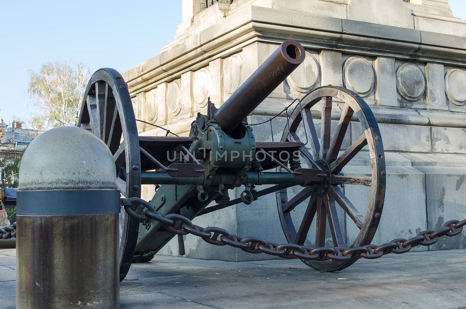 Old Cannon by eenevski