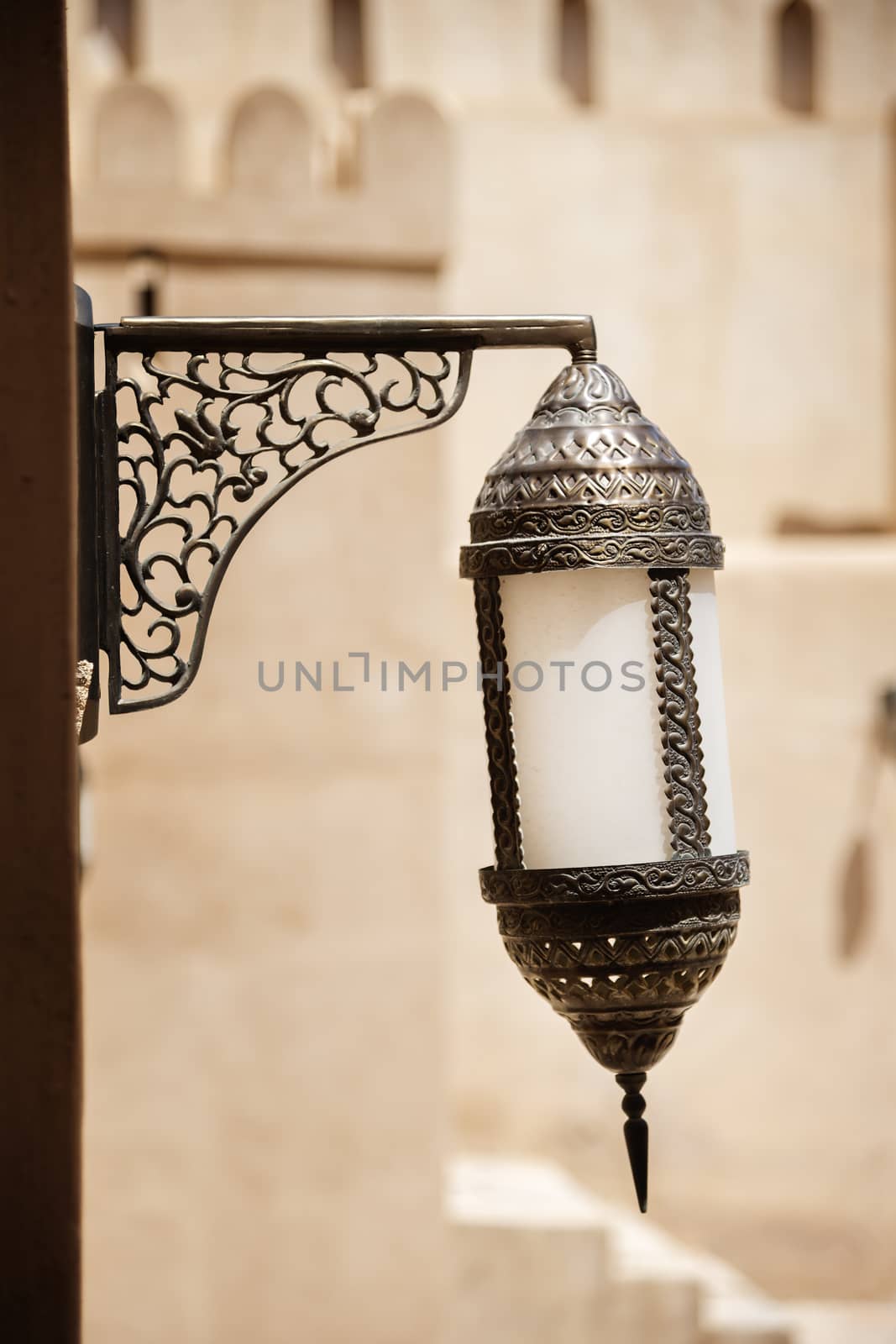 Image of a lamp in fort Nizwa, Oman