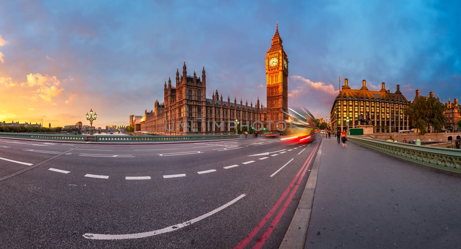 Panorama of Queen Elizabeth Clock Tower and Westminster Palace i by anshar