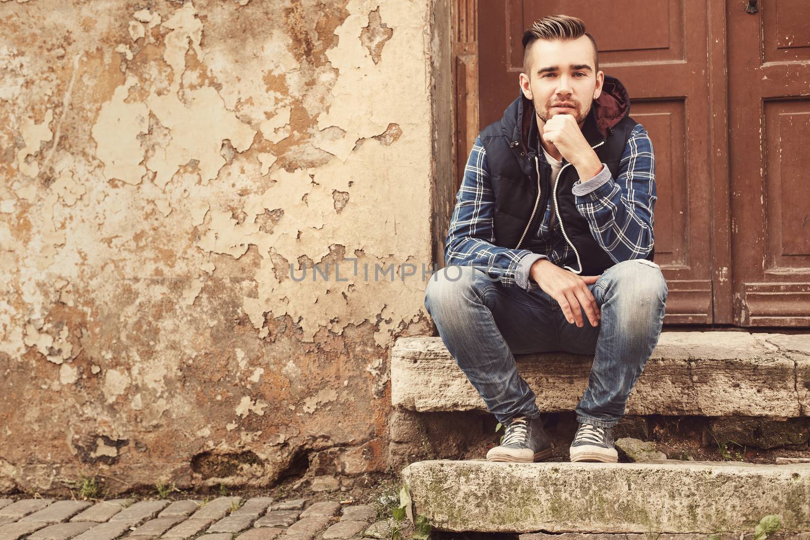 Fashion. Attractive man on the street