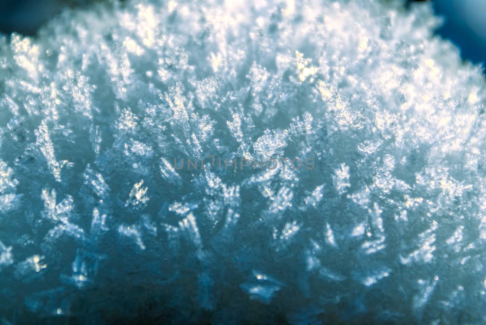 Close-up view of the structure of rime                