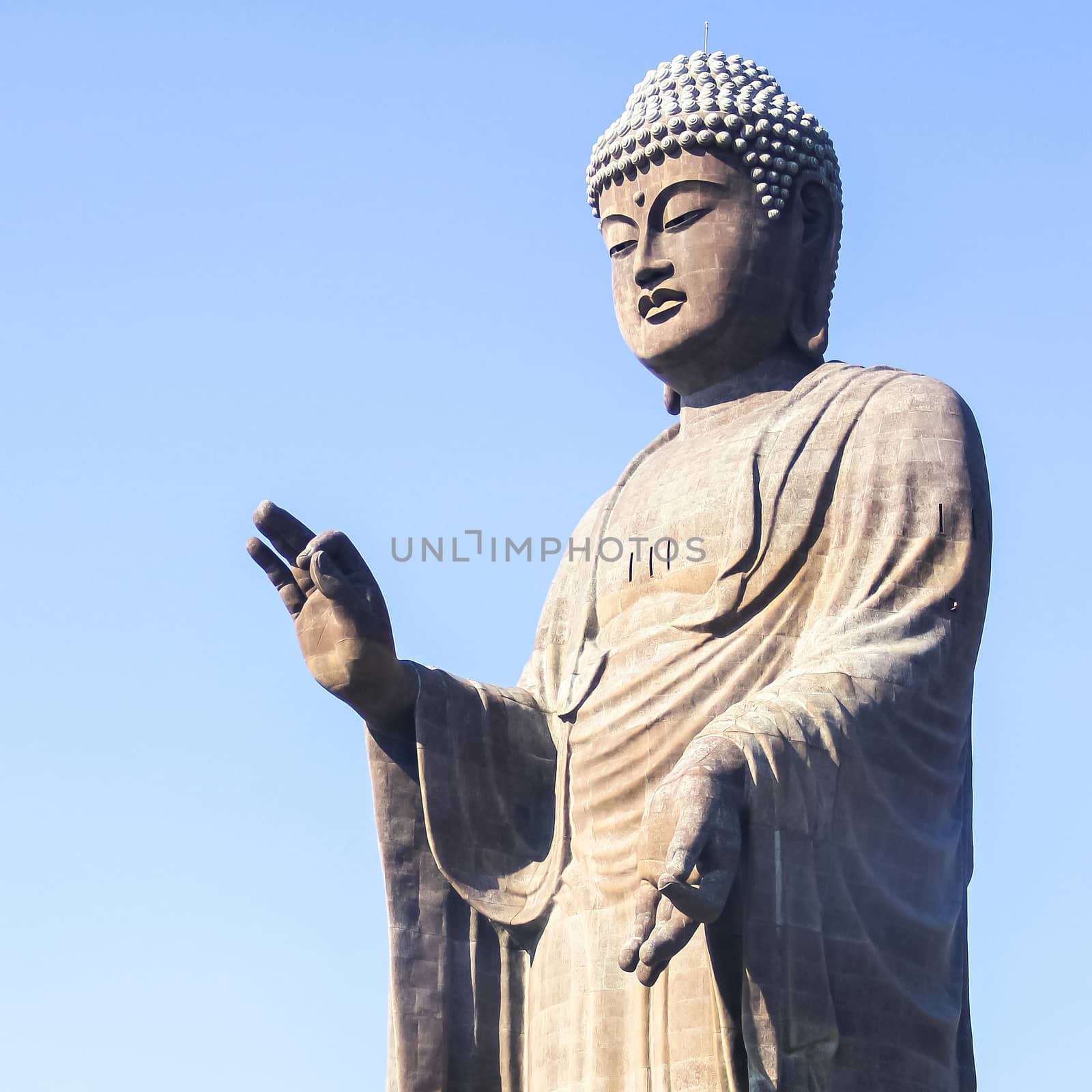 Standing buddha by liewluck