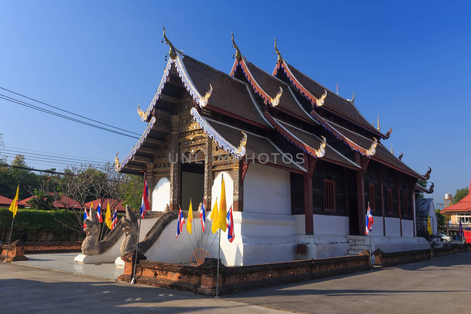 Thai temple by worachatsodsri
