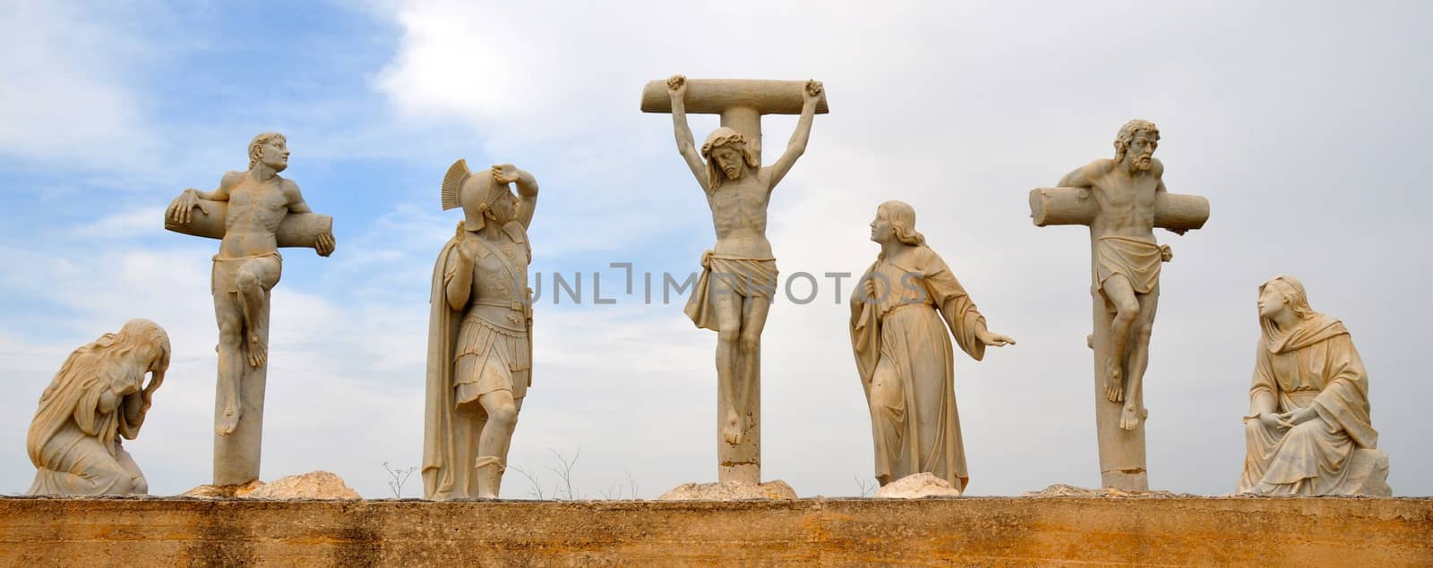 Jesus Crucifixion Statue by ignattexx