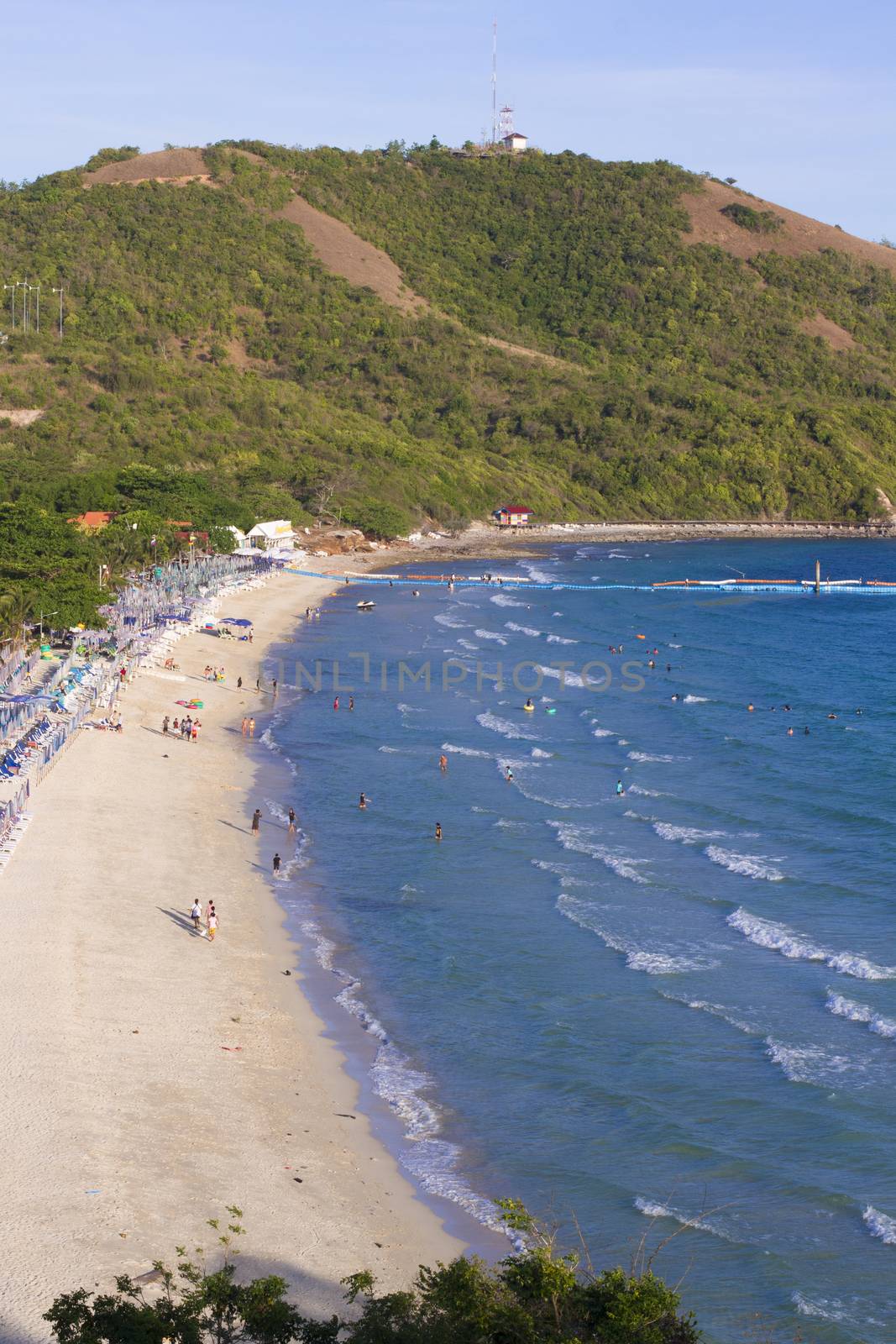 Tropical beach by jee1999