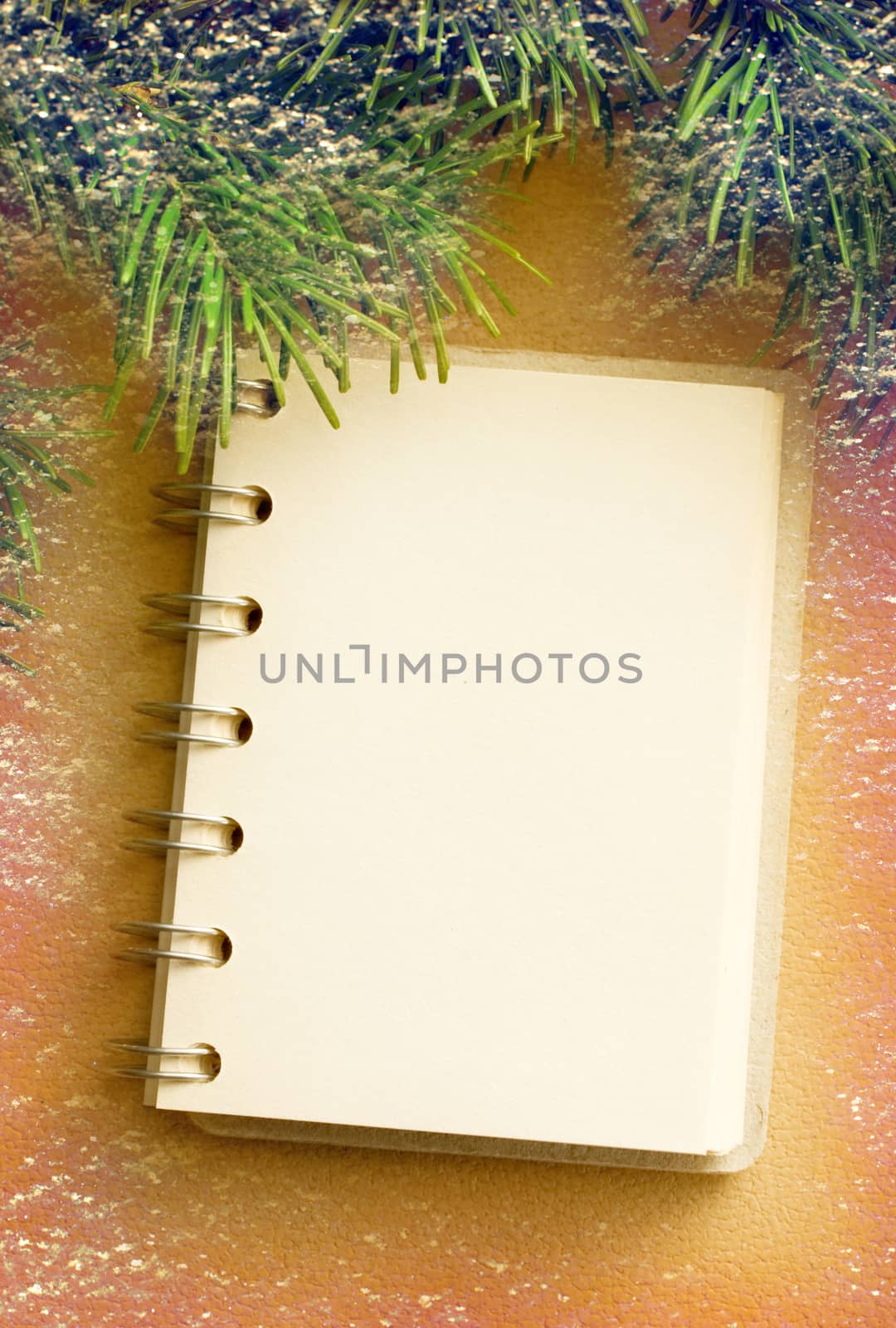 Christmas tree and notepad