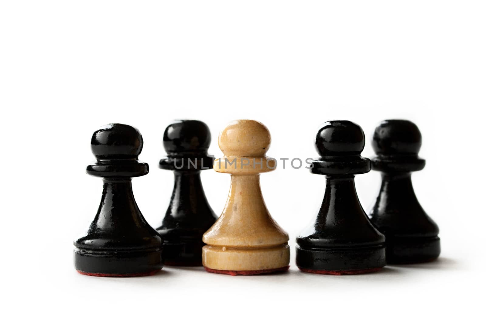 White and black chess figures by Garsya