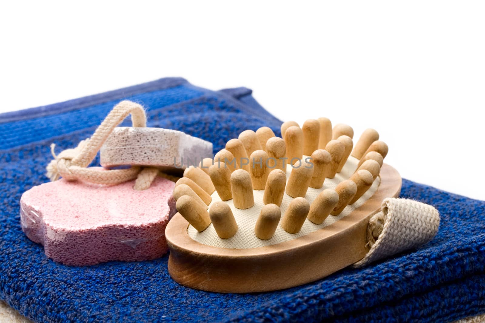 Towels, brush and pumice stones by Garsya