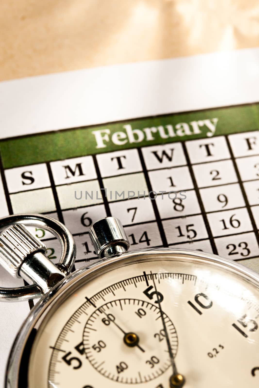 Monthly calendar and stopwatch by Garsya