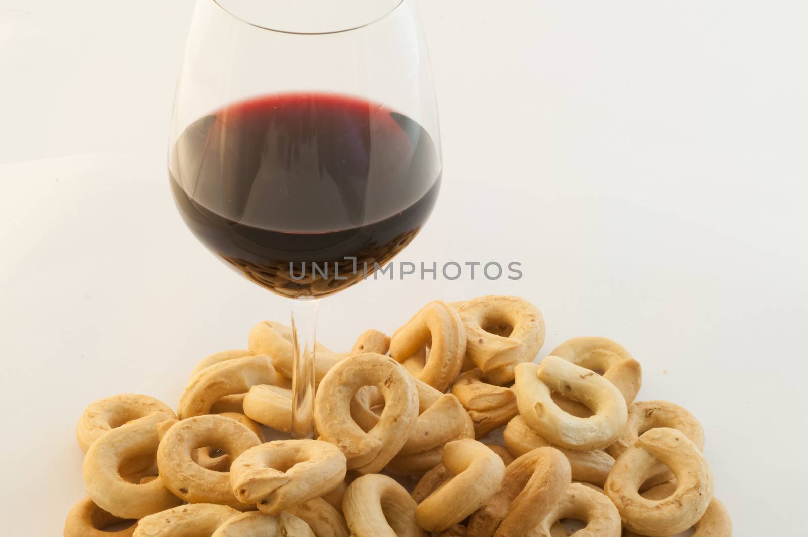 macro details of bagel in white background