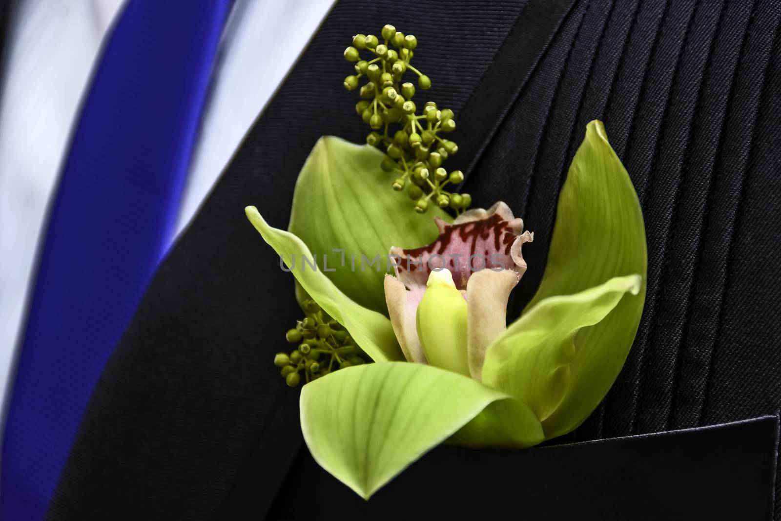 Flower Boutonniere by tonyoquias