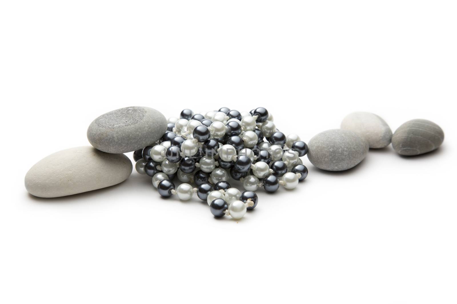 String of black and white pearls and stones by Garsya
