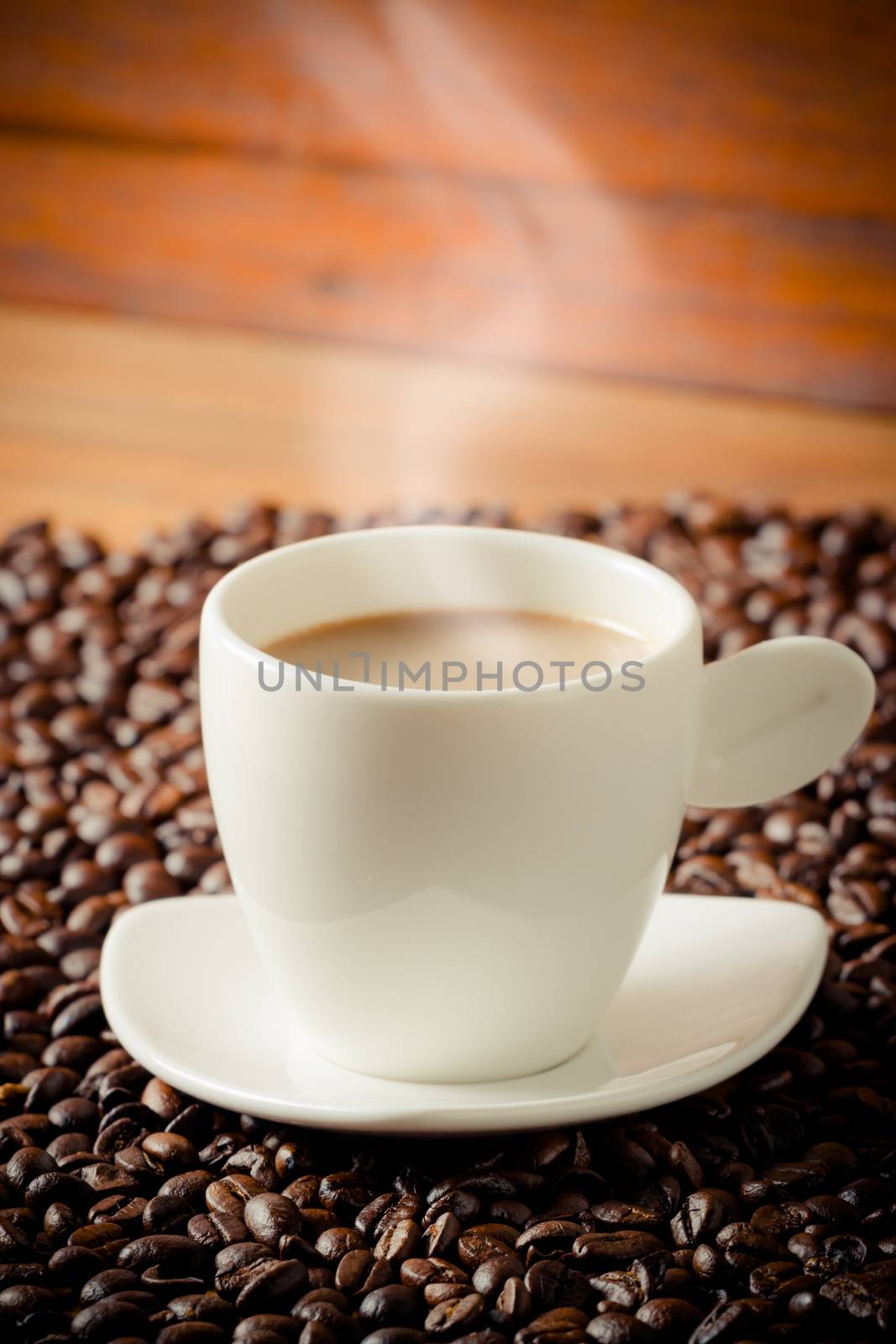 Coffee cup and coffee beans, vintage style