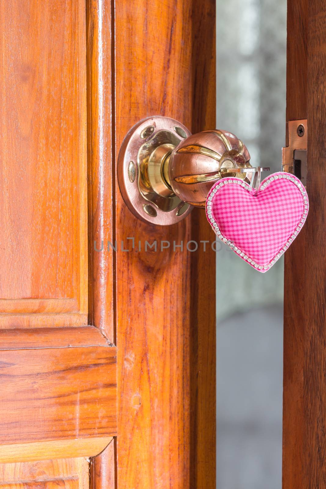key of love open door handle, doorknoob