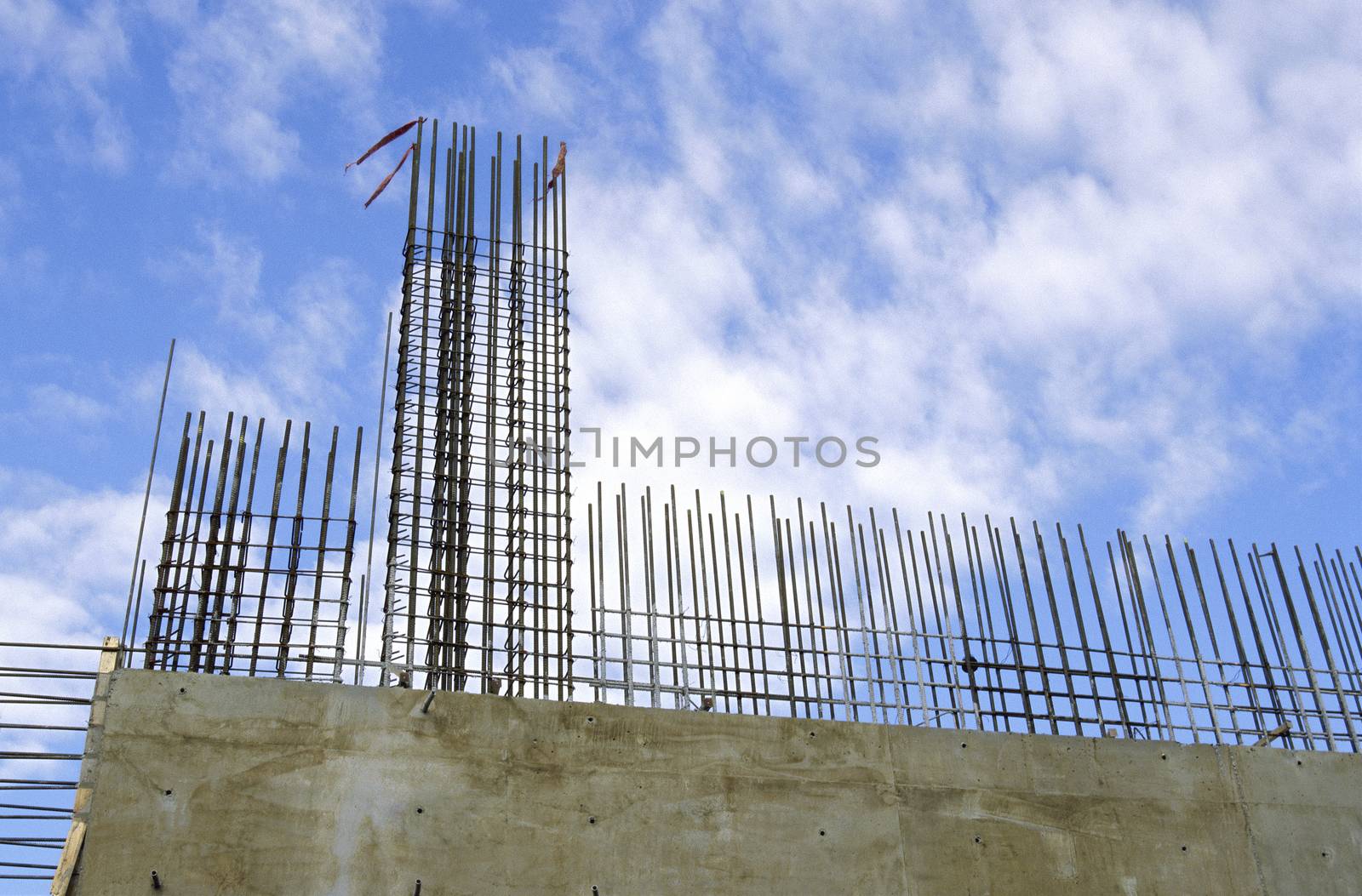 Rebar and concrete wall construction