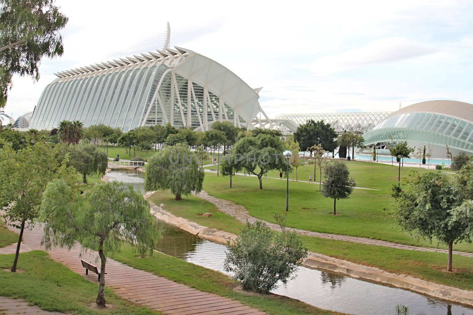 Photo shows Valencia city and its various surroundings.