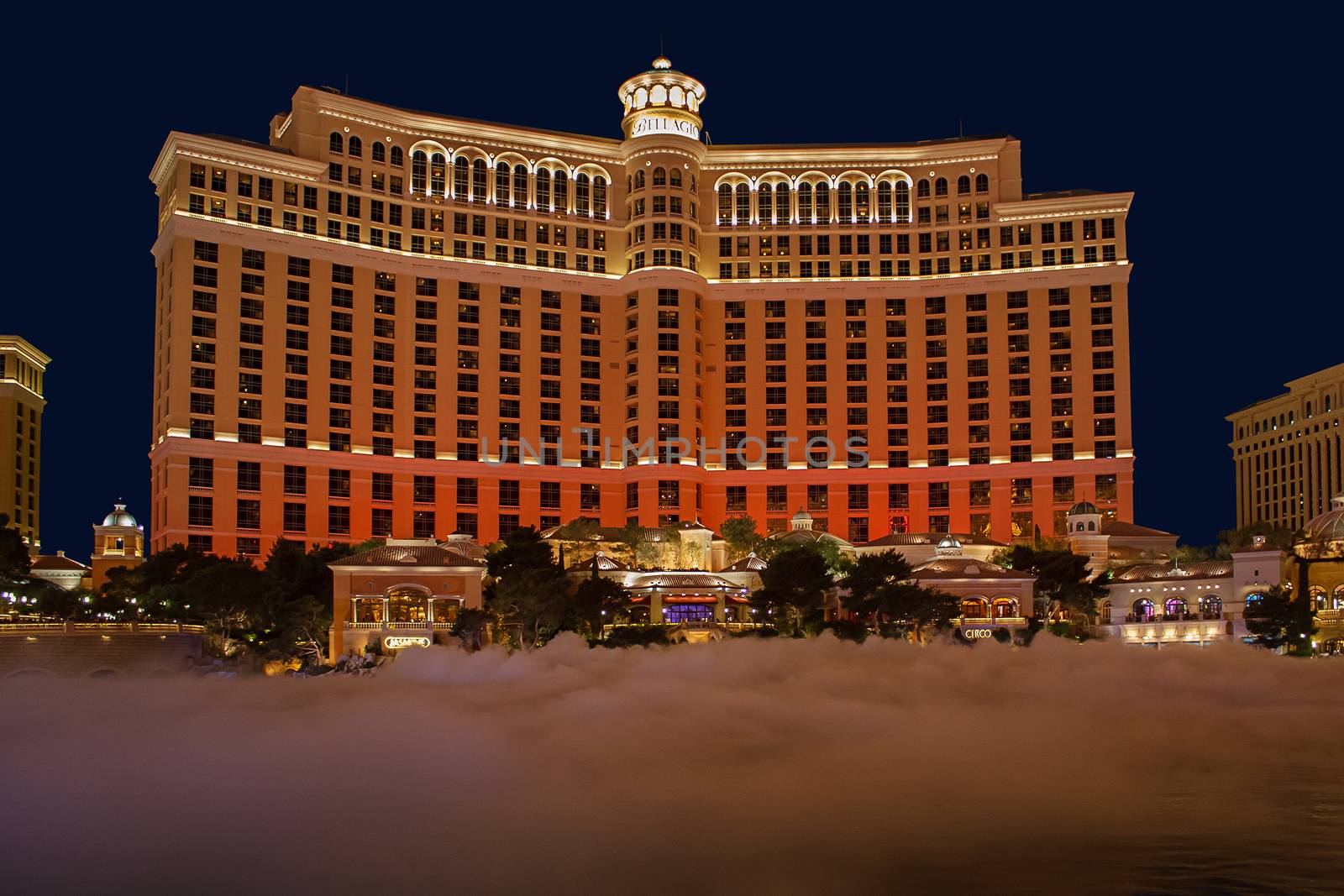 The Bellagio Fountains at nightin Las Vegas by Roka