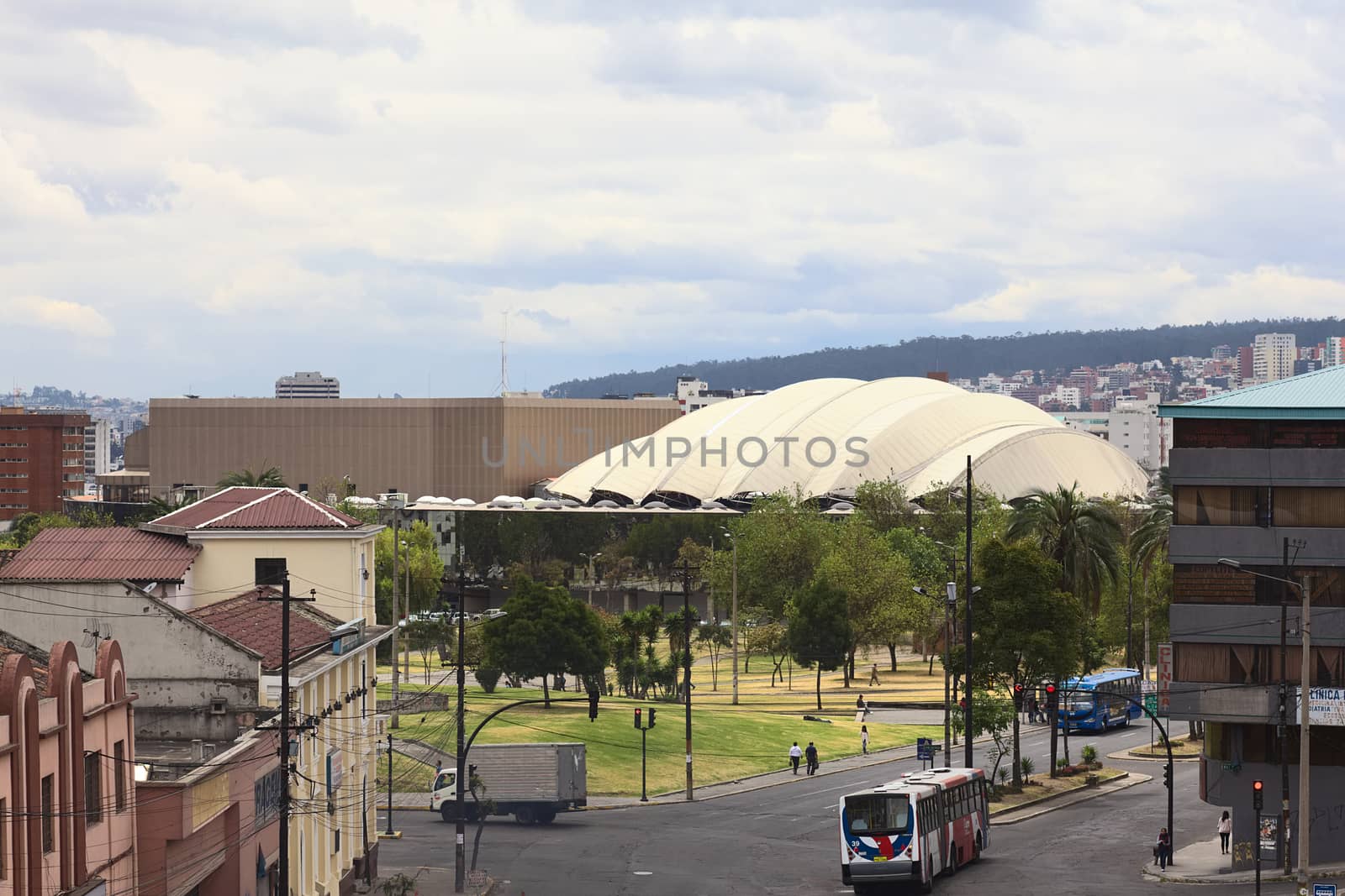 Gran Colombia Avenue in Quito, Ecuador by sven