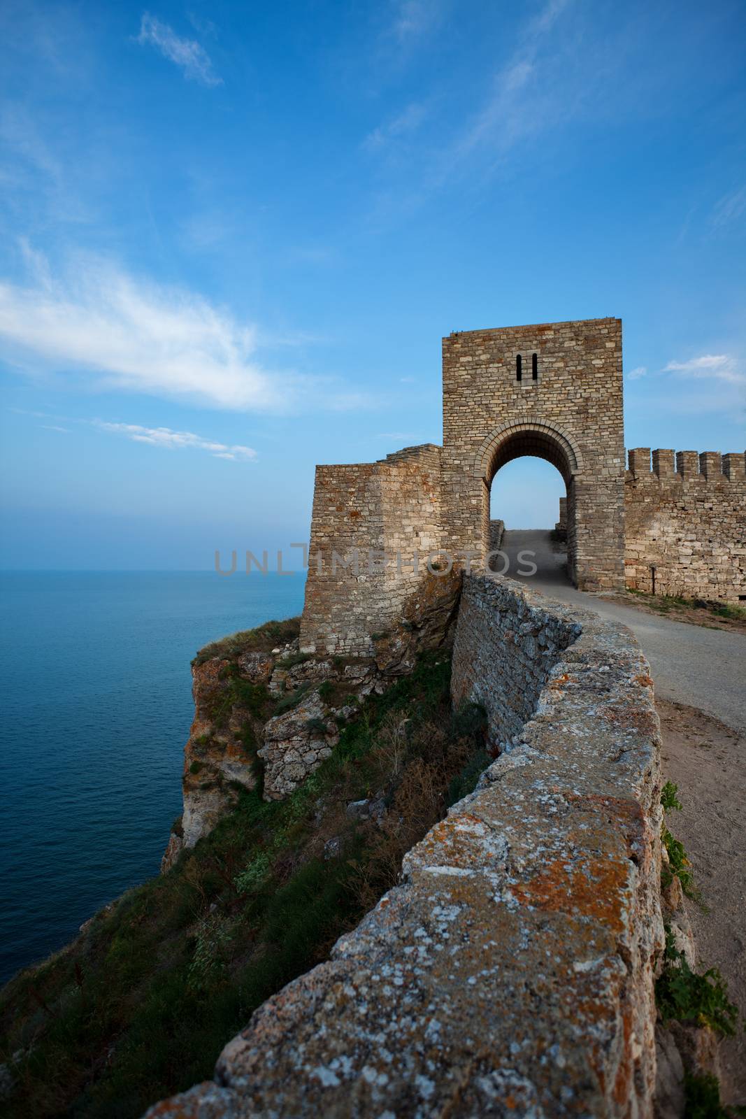 Kaliakra old fortress shore by vilevi