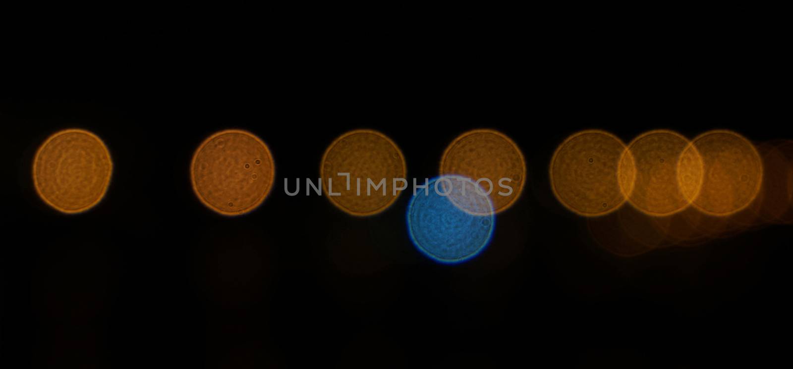 Light at night, blurred photo bokeh by ninun