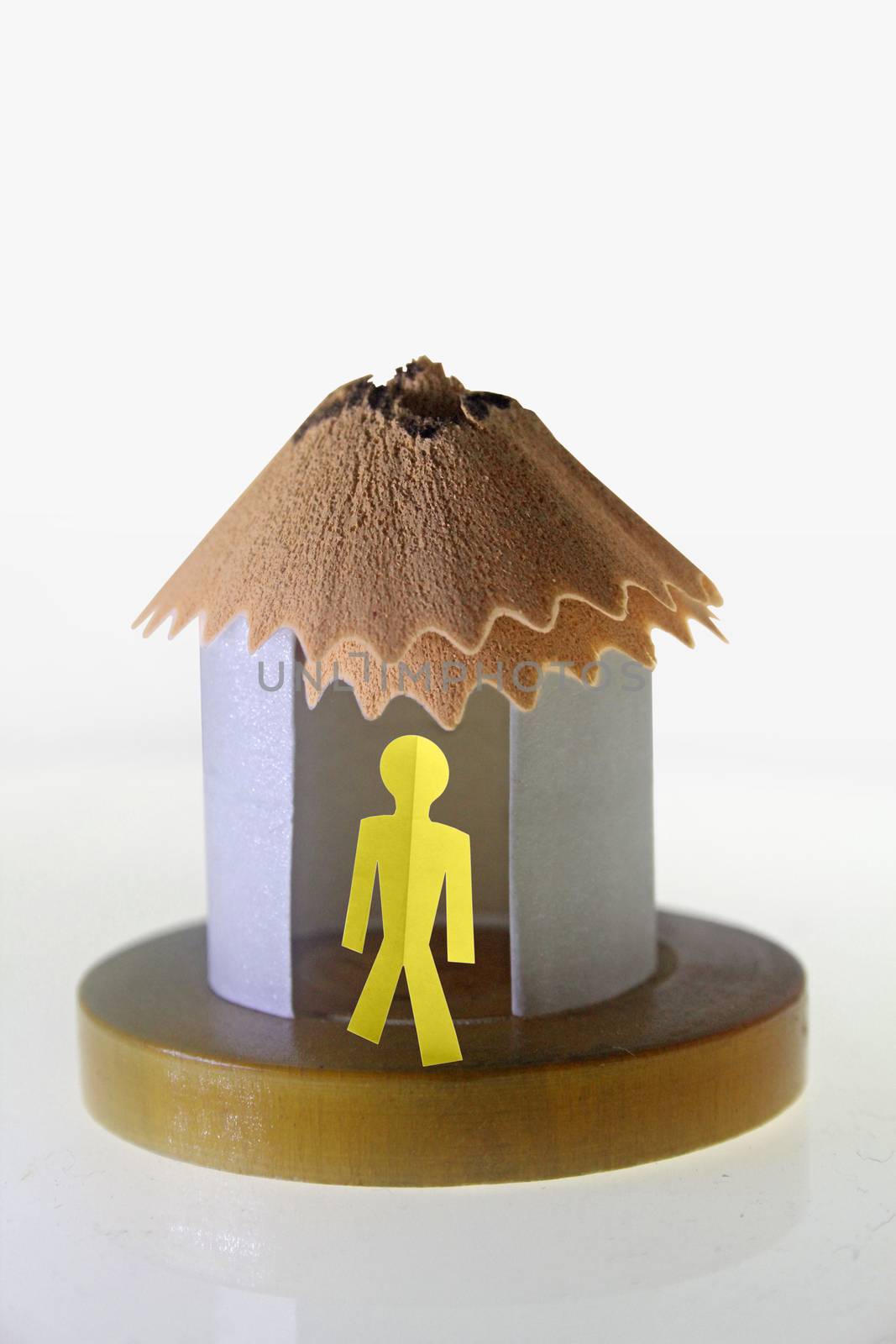 Paper house with paperman, Concept