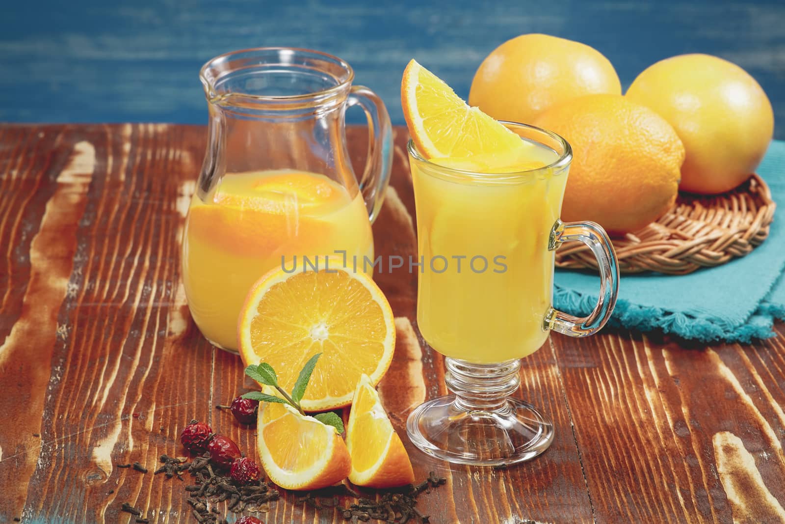 Freshly squeezed orange juice by Slast20