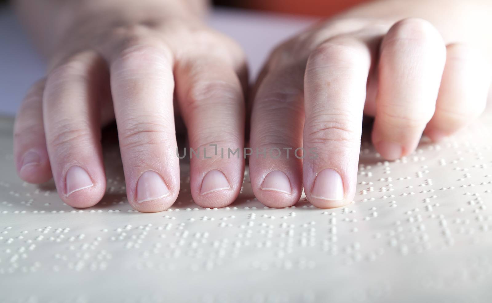 Braille method of reading by Portokalis