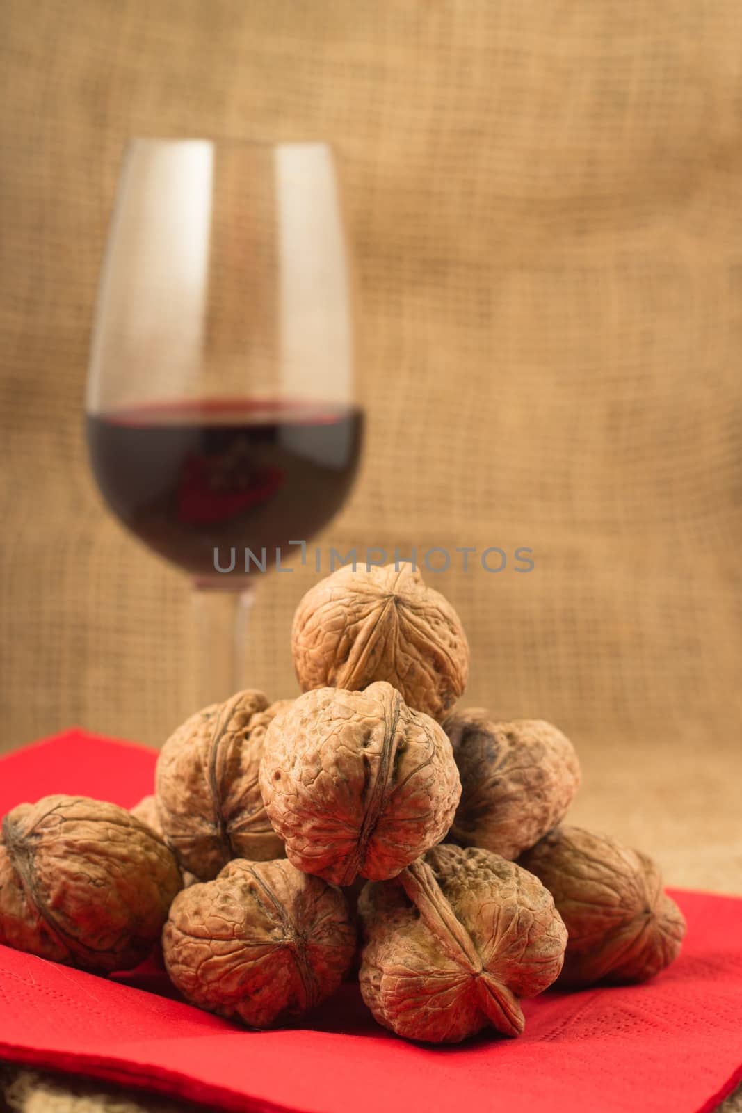 walnuts and red wine by goghy73