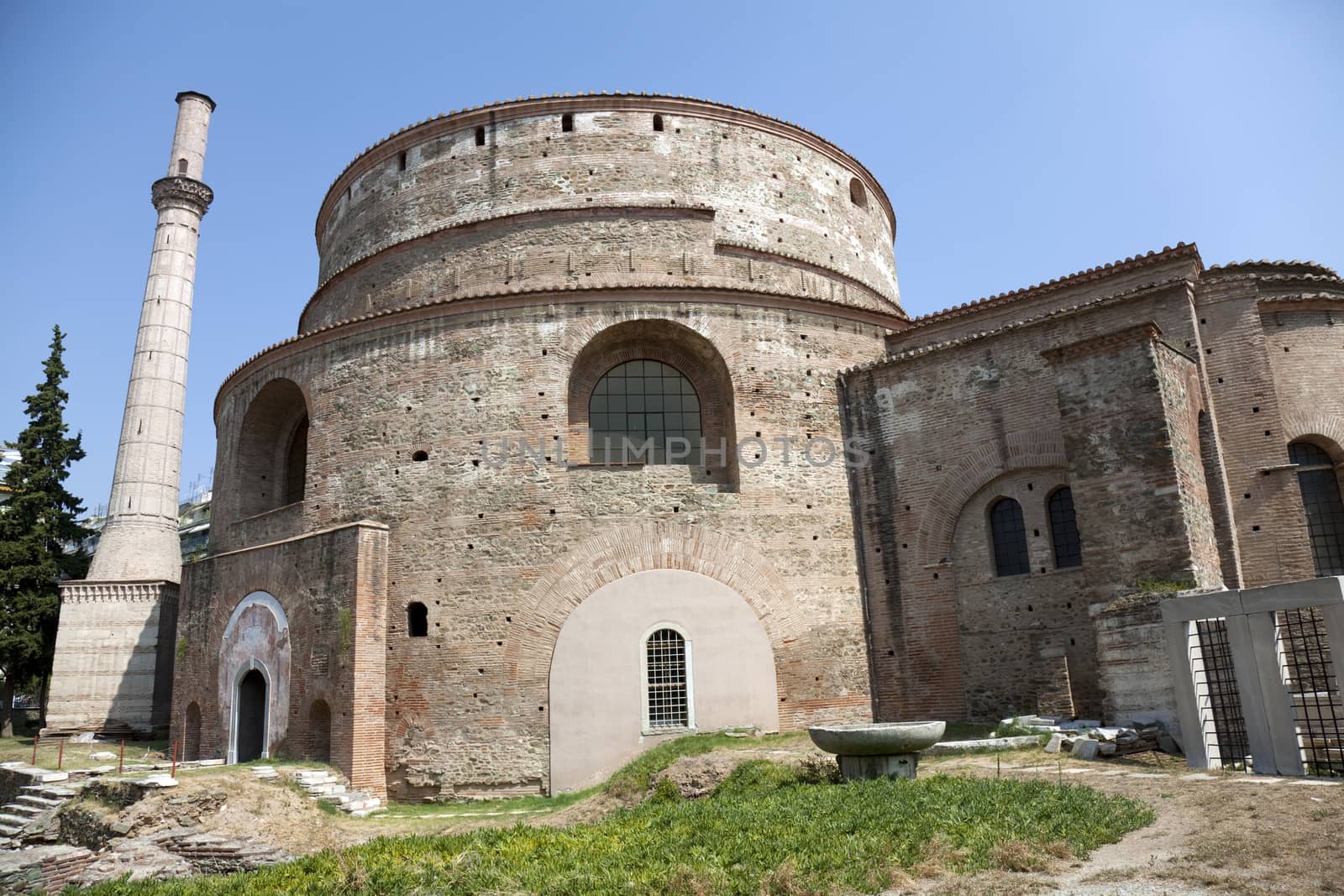 Galerius palace (Rotonda) temple at Thessaloniki, Greece by Portokalis