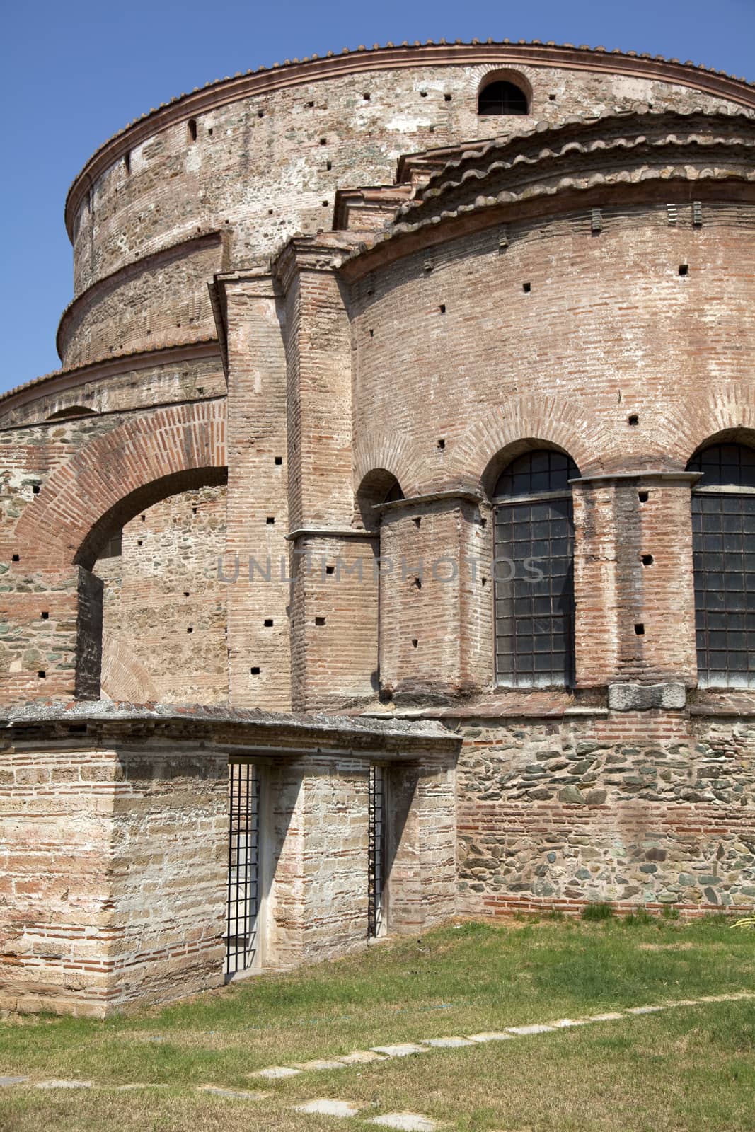 Galerius palace (Rotonda) temple at Thessaloniki, Greece by Portokalis