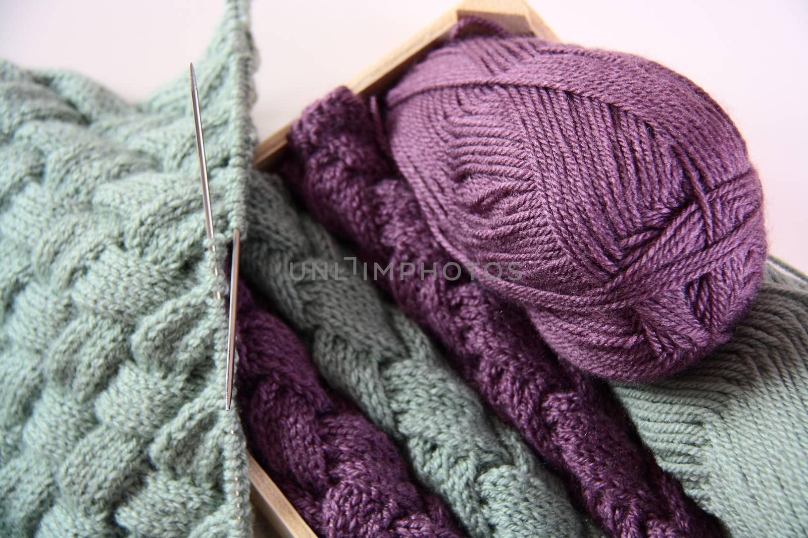 wool with needles by mturhanlar