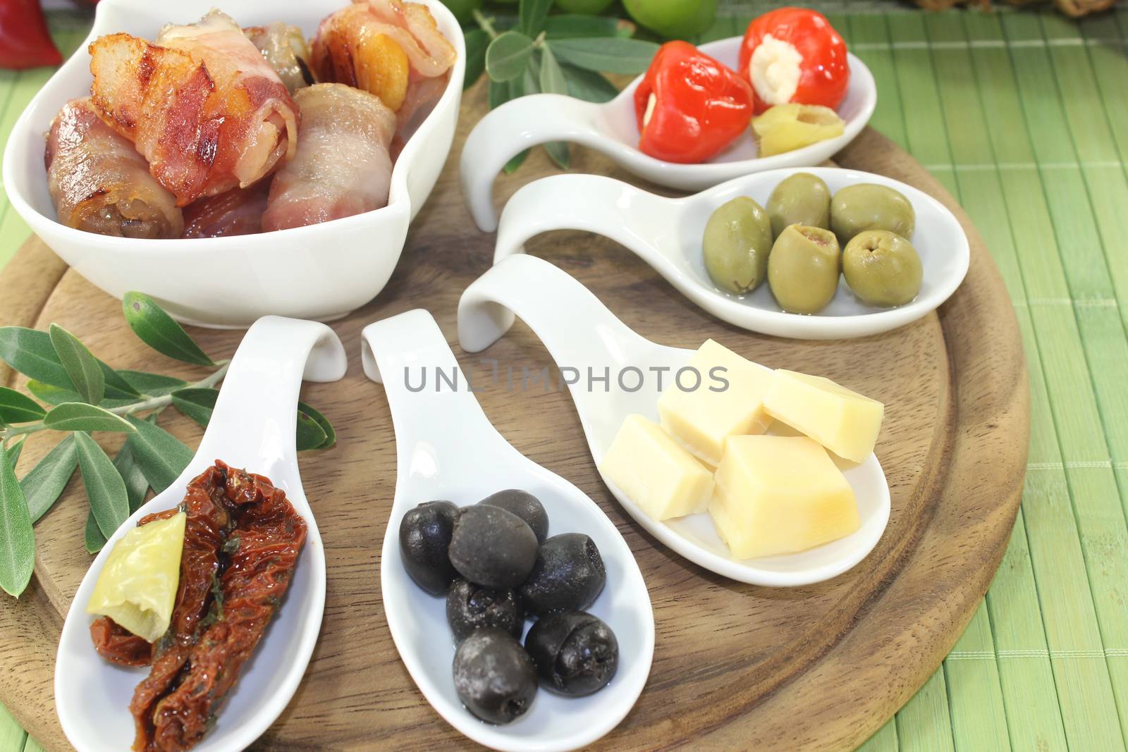 Tapas stuffed with prunes, figs and apricots by discovery