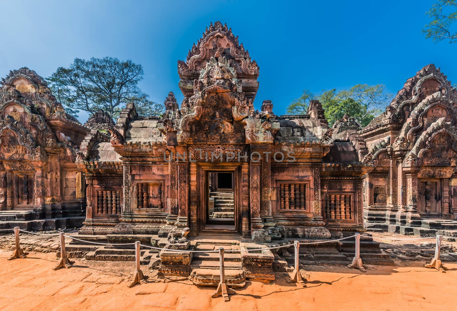Banteay Srei hindu pink temple Cambodia by PIXSTILL