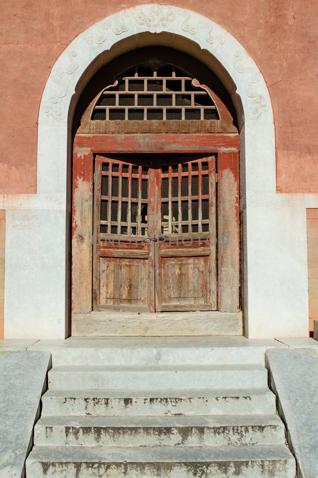 Ancient Chinese Architecture of Qingxiling,
Royal Tombs of the Qing Dynasty