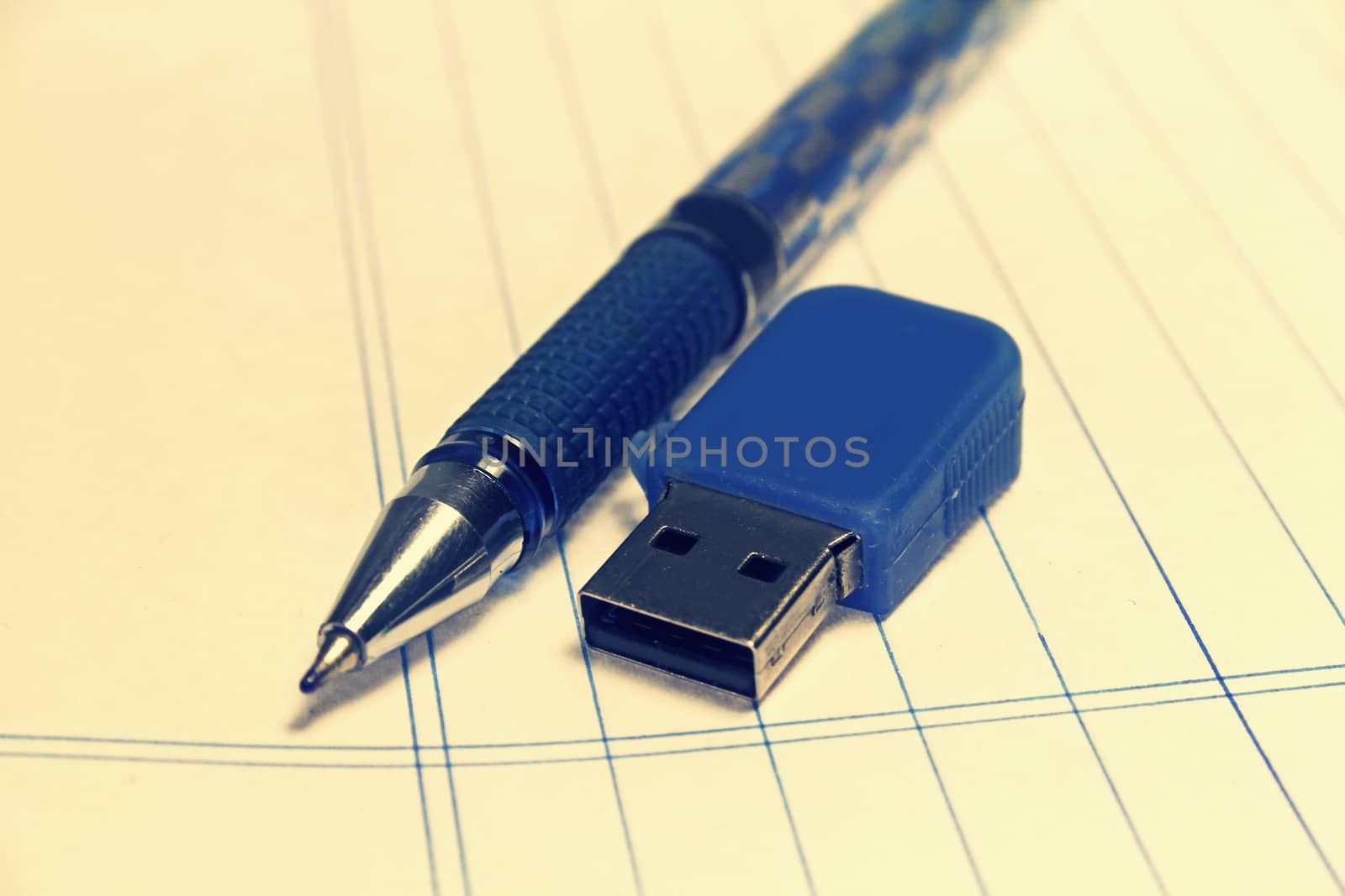 Pen Drive and Pen, Work Tools by yands