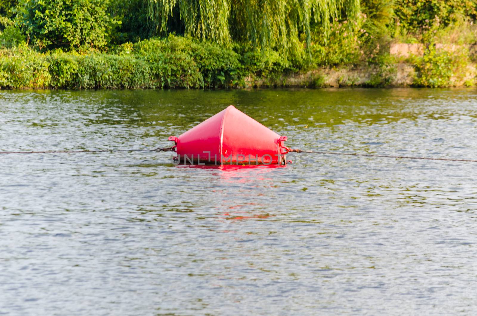 Red fairway buoy to shut off.