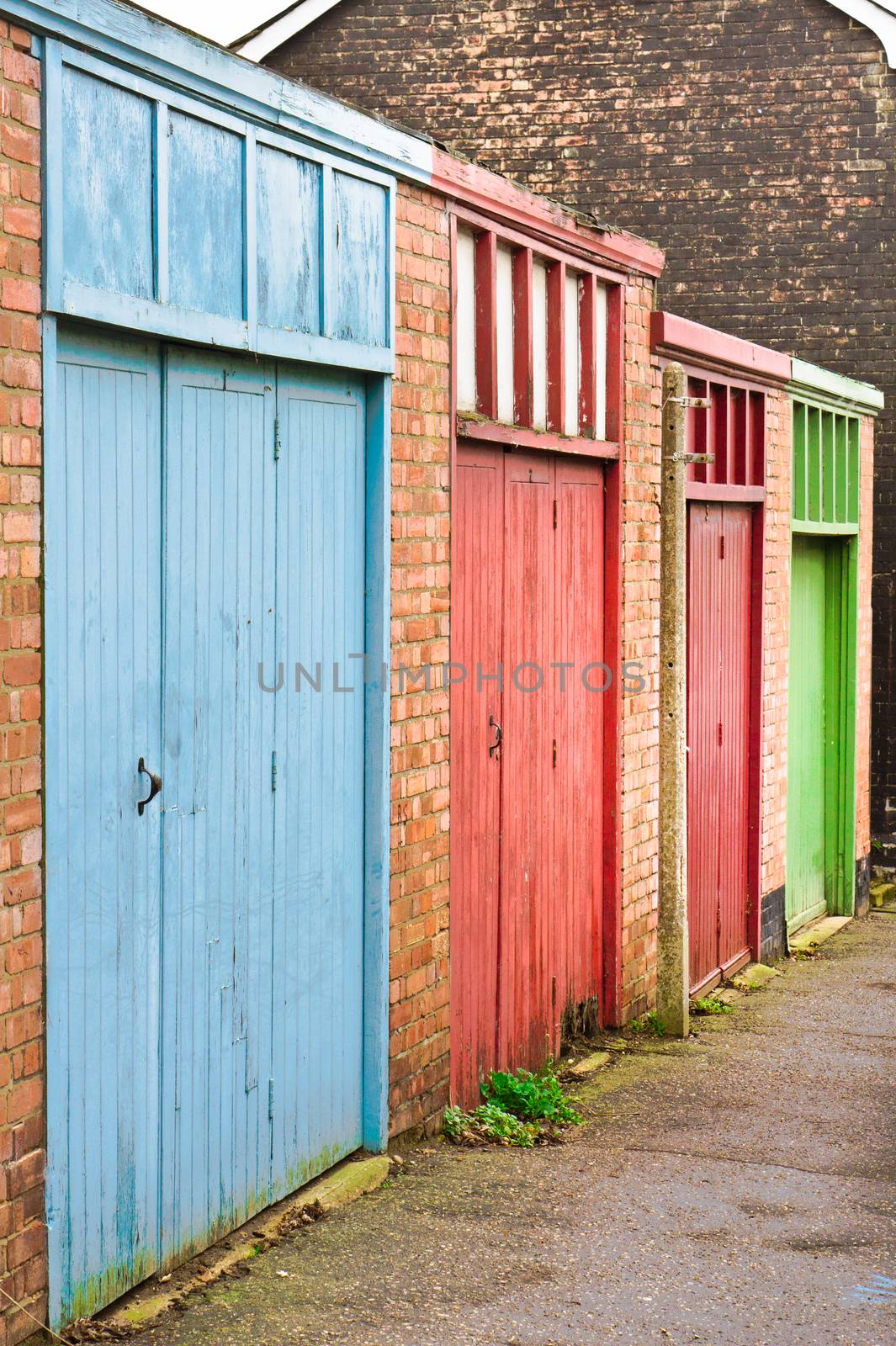 Garage doors by trgowanlock
